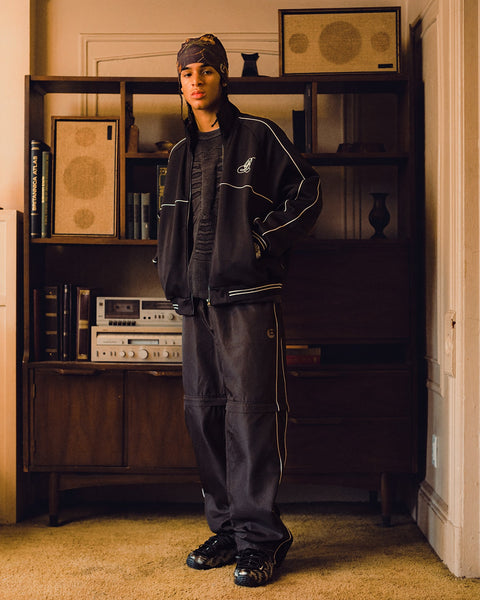 FALL/WINTER '25 LOOKBOOK