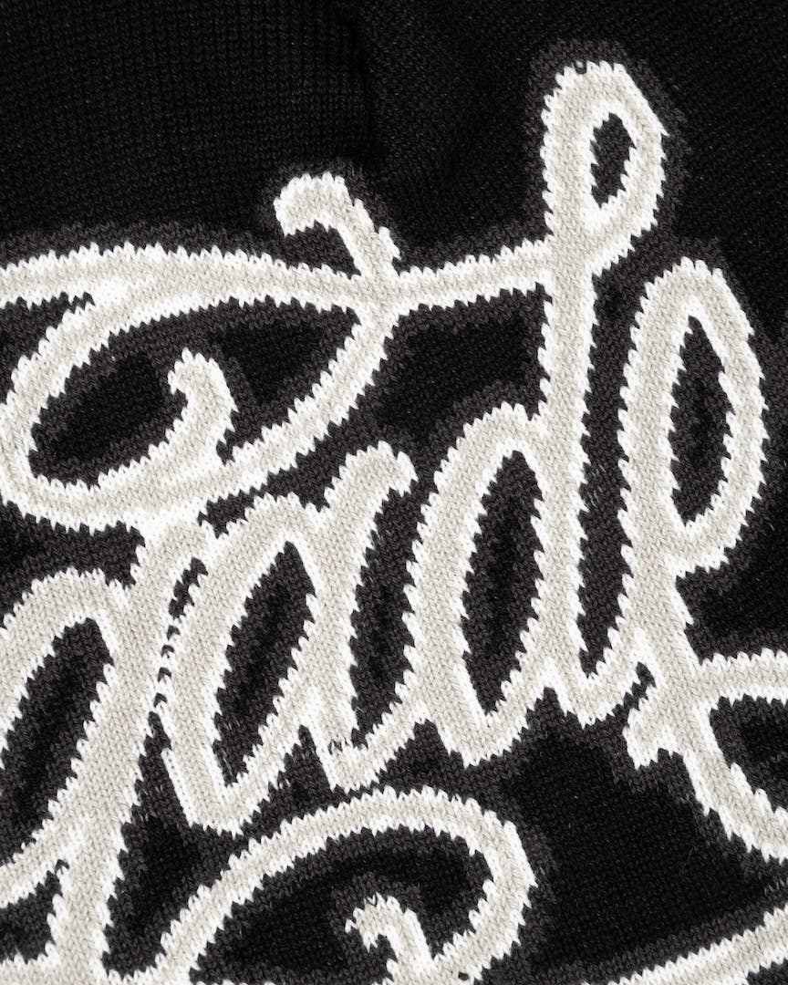 Script Logo Skully